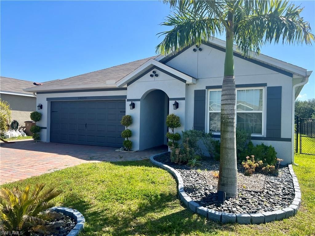 10293 Silver Pond Ln , Lehigh Acres, FL 33936 Photo