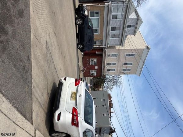 126 President St, Unit 6, Passaic, NJ 07055