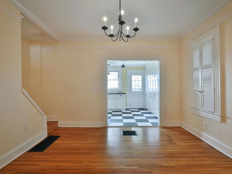 30 E Dodridge Street, Columbus, OH 43202 Photo 11