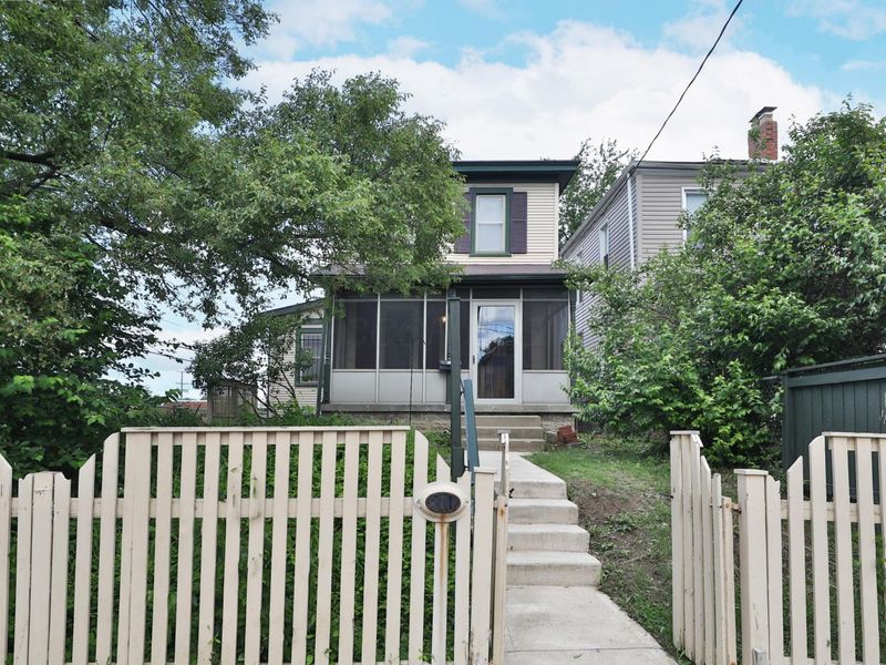 30 E Dodridge Street, Columbus, OH 43202 Photo 3