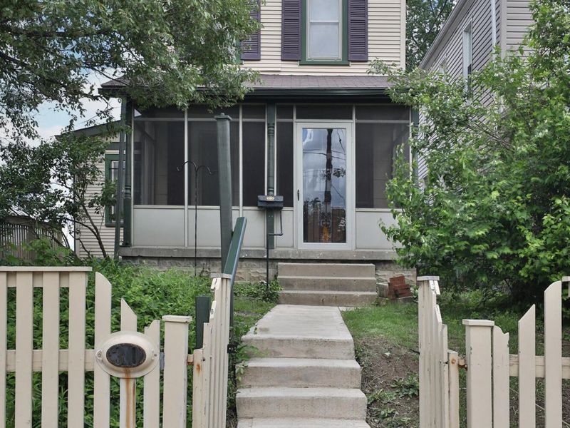 30 E Dodridge Street, Columbus, OH 43202 Photo 4