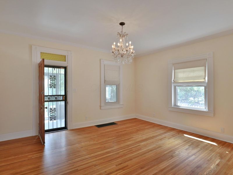 30 E Dodridge Street, Columbus, OH 43202 Photo 7