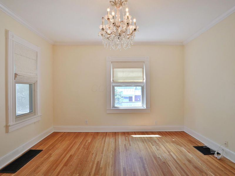 30 E Dodridge Street, Columbus, OH 43202 Photo 8