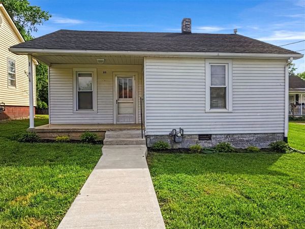 311 W Washington Street , Munfordville, KY 42765