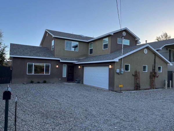 220 Roehl Road NW, Albuquerque, NM 87107