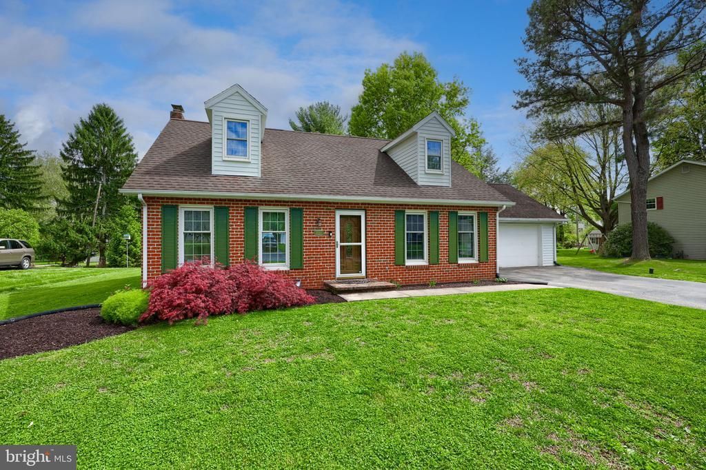 1955 BRIAN LANE , YORK, PA 17404