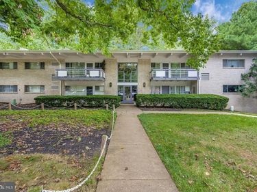 7747 DONNYBROOK COURT, Unit 206, ANNANDALE, VA 22003