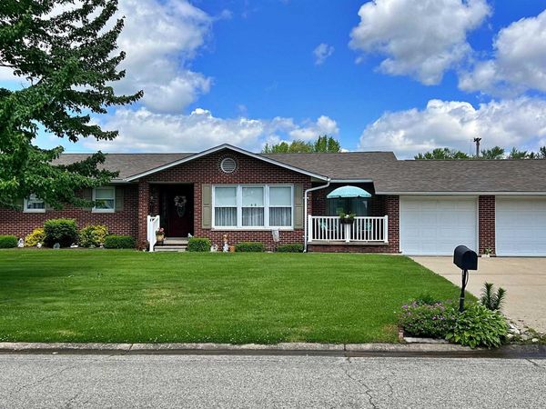 1860 Dogwood Lane, Linton, IN 47441