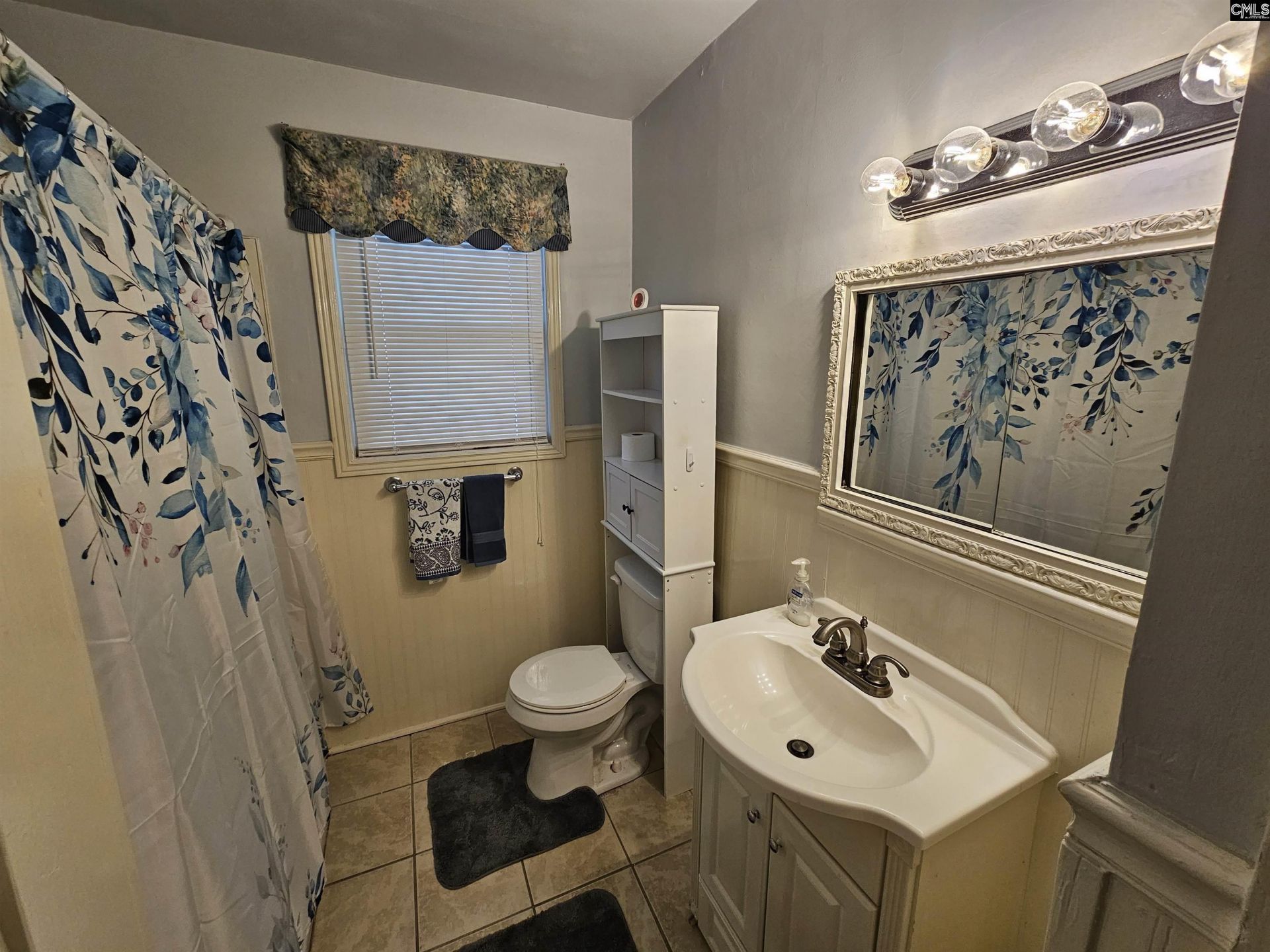 1310 C Avenue  Photo 16