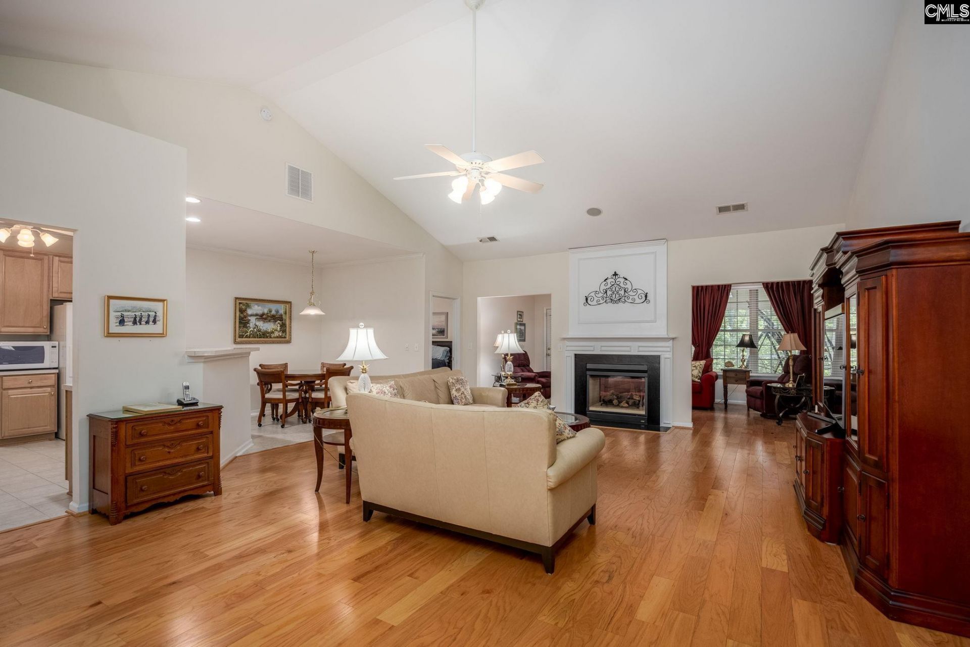 124 Cobblers Glen Court Photo 12