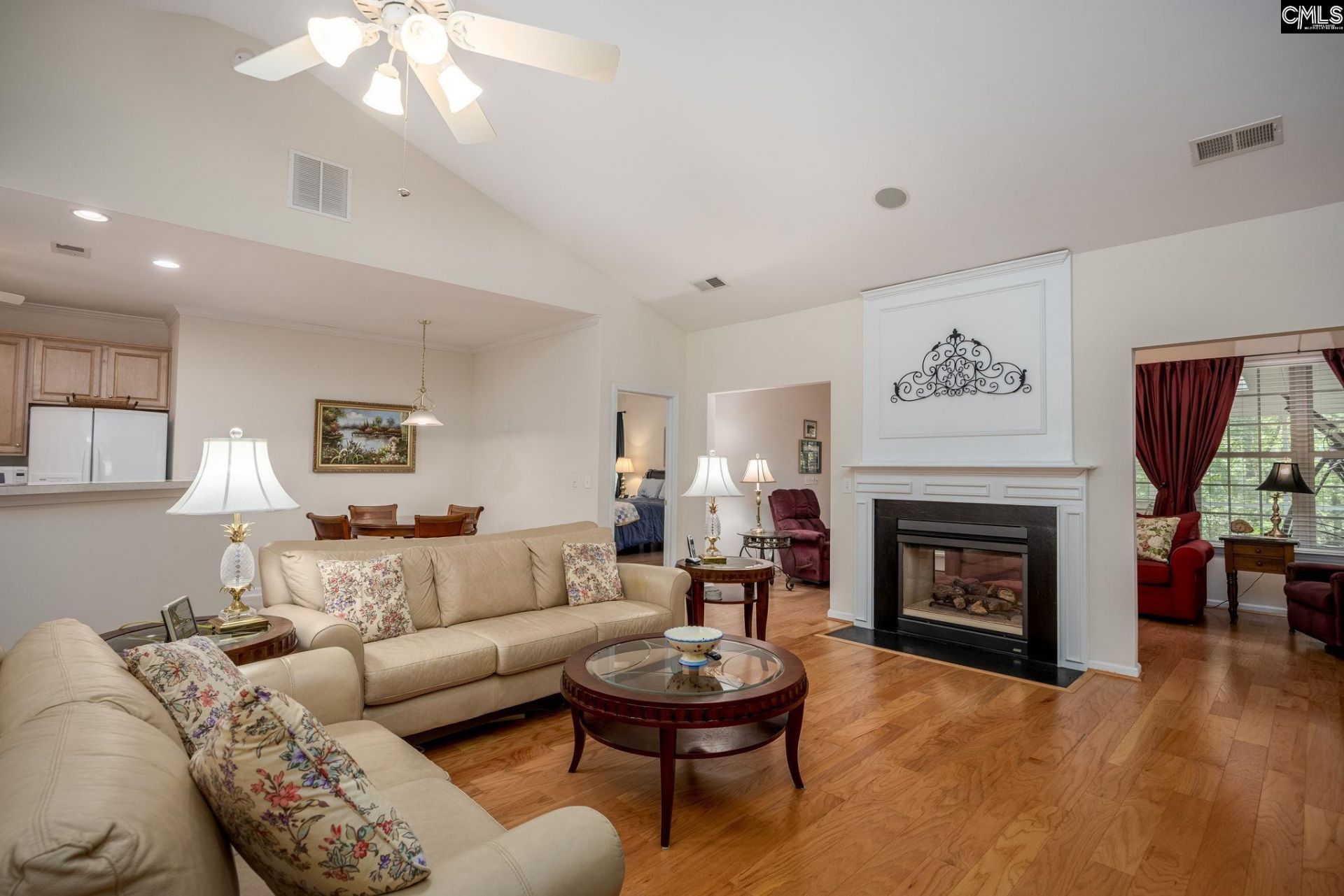 124 Cobblers Glen Court Photo 13