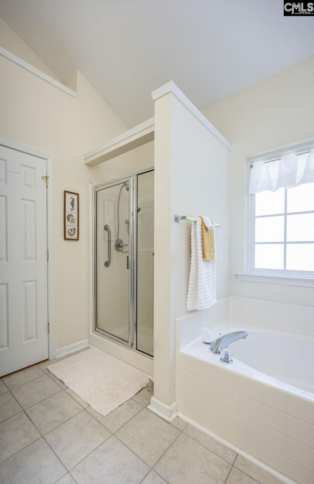 124 Cobblers Glen Court Photo 32