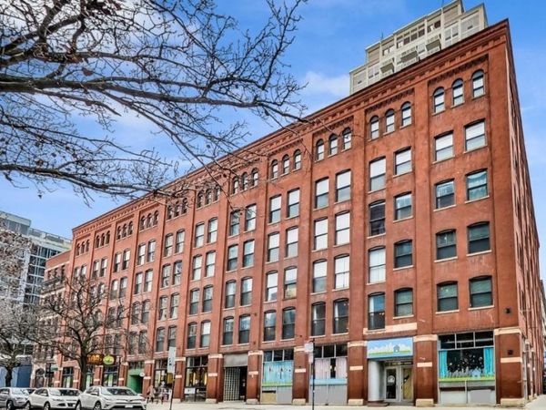 225 W Huron Street , Unit 501, Chicago, IL 60654