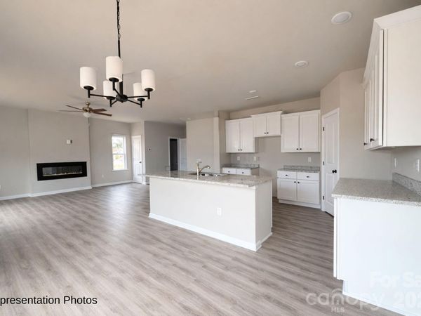 209 Roxanna Court, Shelby, NC 28152