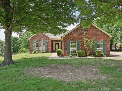 128 New Haven Street Catoosa, OK 74015