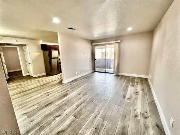 5295 Indian River Drive , Unit 310, Las Vegas, NV 89103