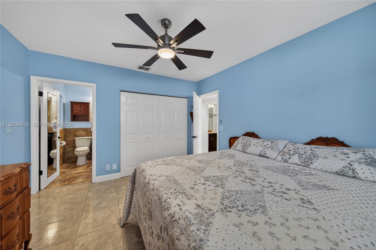 211 S 57th Way, Hollywood, FL 33023 Photo