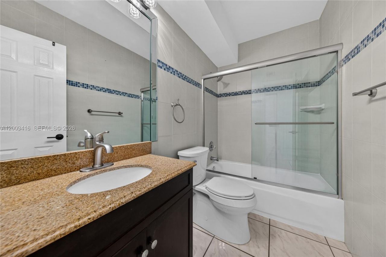 211 S 57th Way, Hollywood, FL 33023 Photo