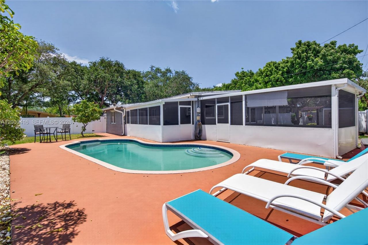 211 S 57th Way, Hollywood, FL 33023 Photo