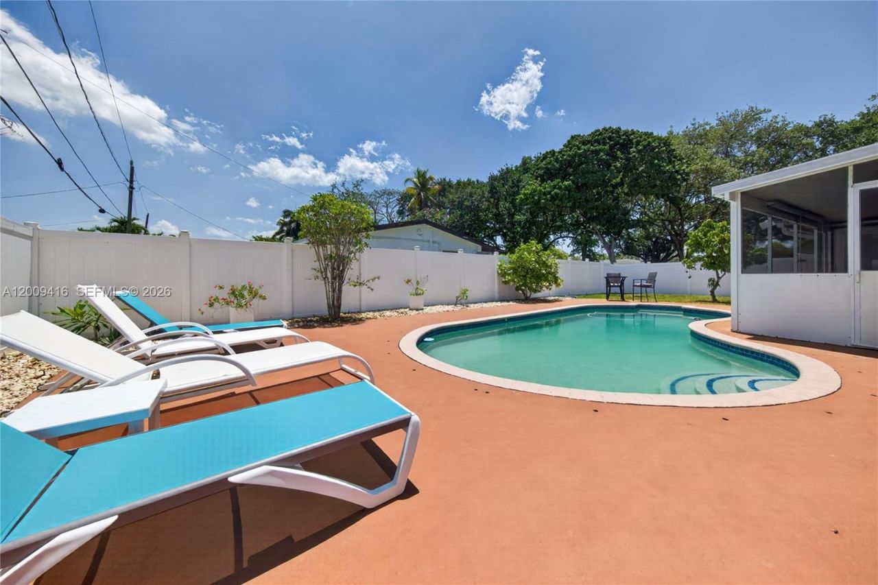 211 S 57th Way, Hollywood, FL 33023 Photo