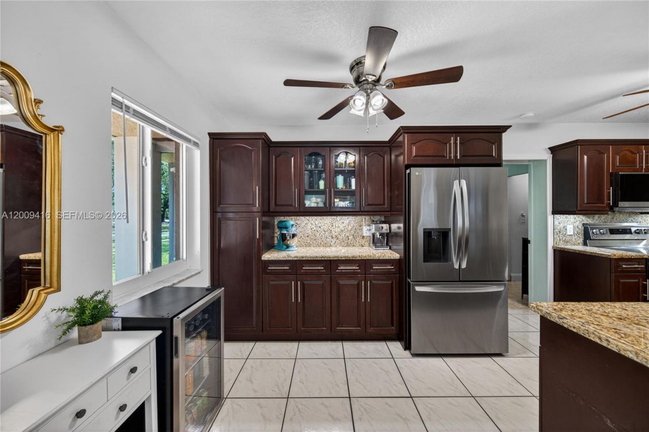 211 S 57th Way, Hollywood, FL 33023 Photo