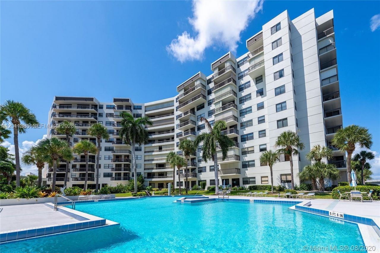 2900 NE 14th St Cswy , Unit 402, Pompano Beach, FL 33062 Photo