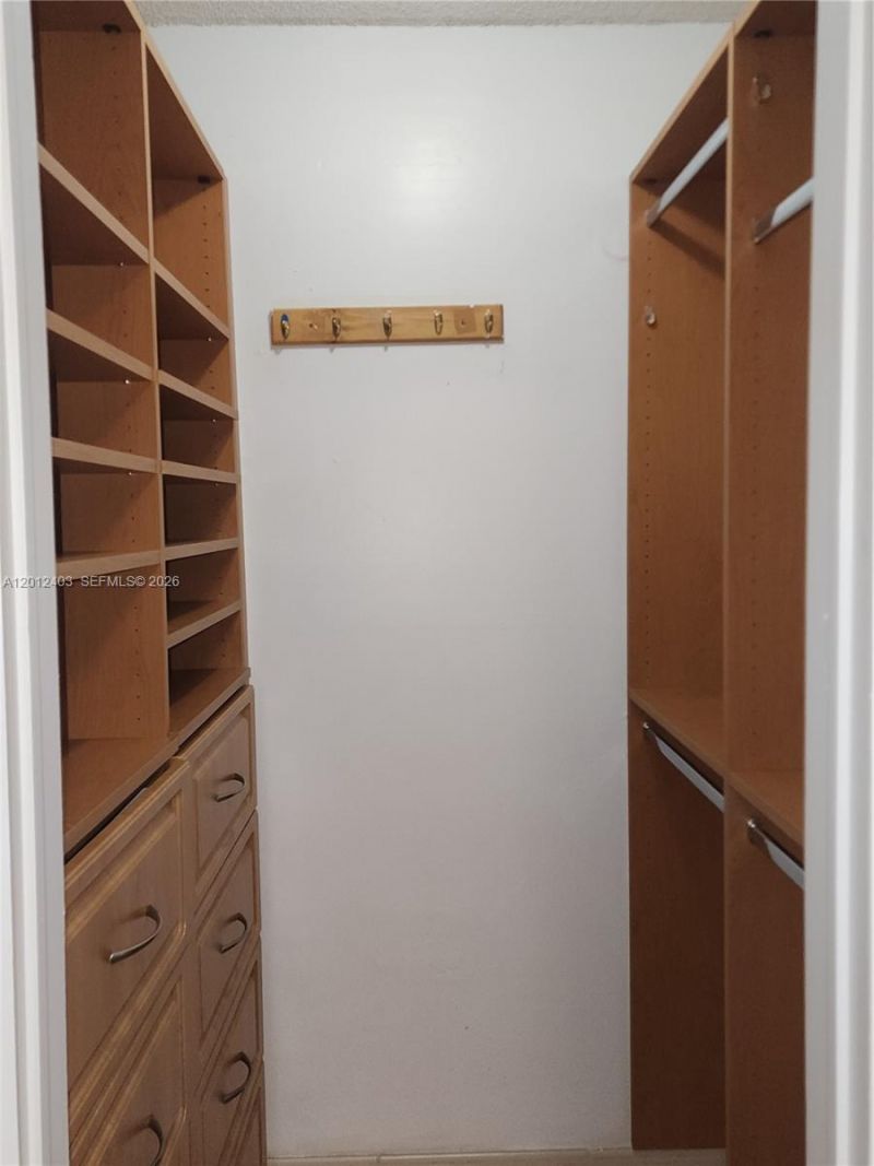 8990 SW 24th St , Unit 19, Miami, FL 33165 Photo