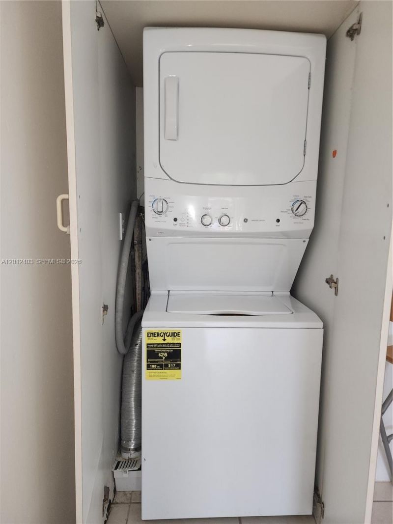 8990 SW 24th St , Unit 19, Miami, FL 33165 Photo