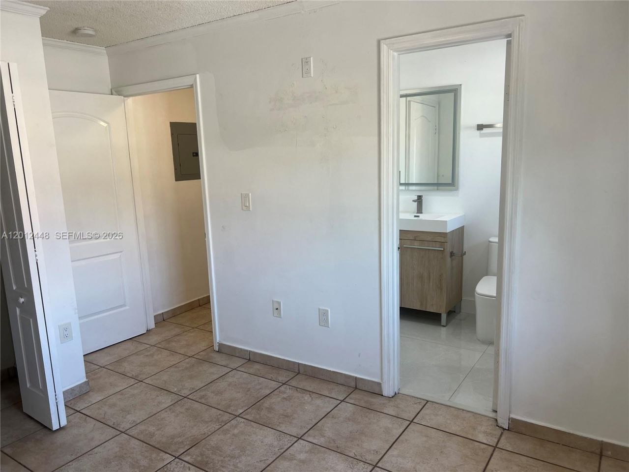 2425 W 76th St , Unit 207, Hialeah, FL 33016 Photo
