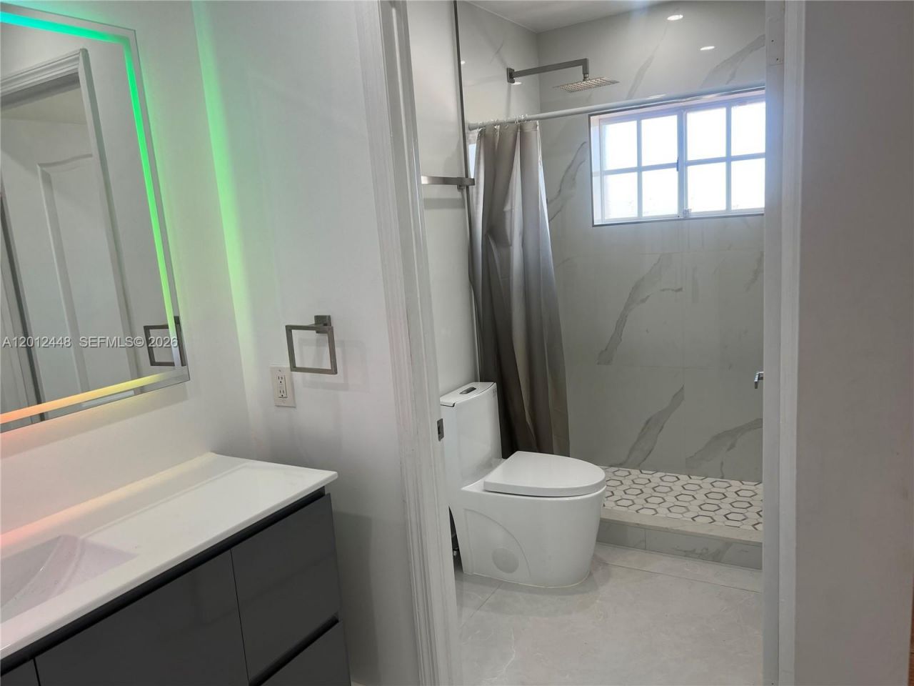 2425 W 76th St , Unit 207, Hialeah, FL 33016 Photo