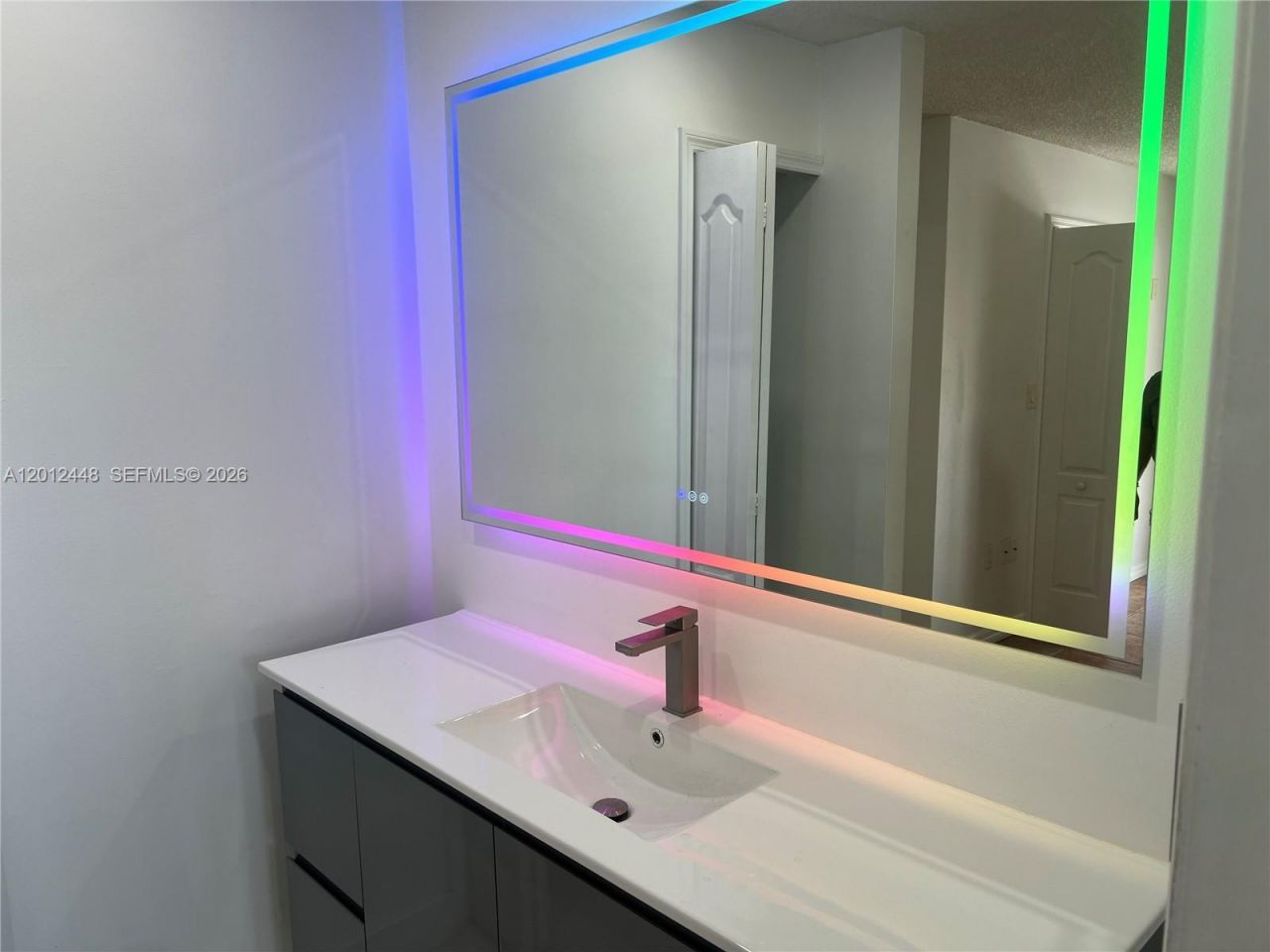 2425 W 76th St , Unit 207, Hialeah, FL 33016 Photo