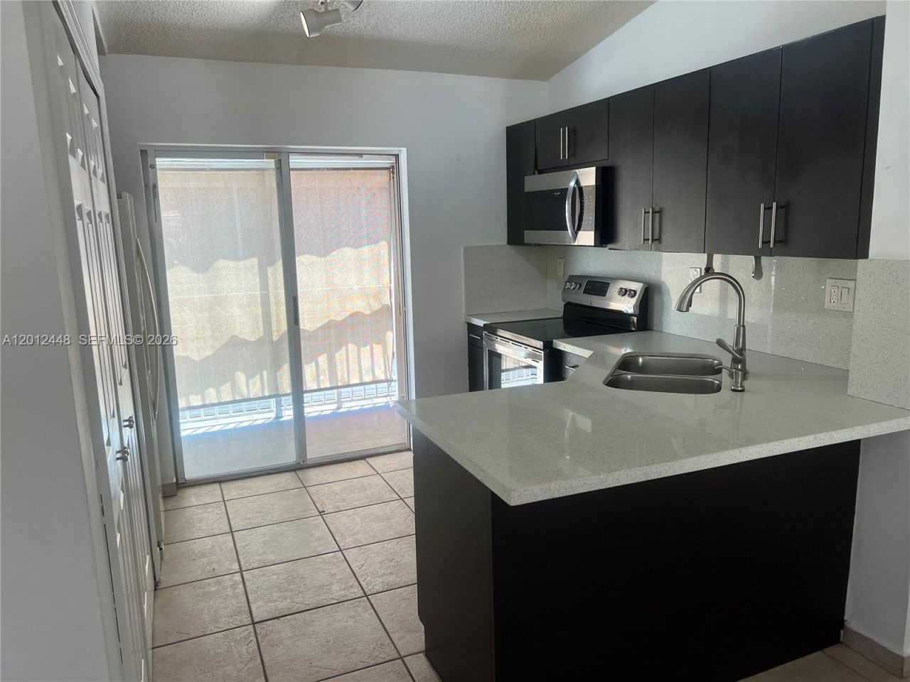 2425 W 76th St , Unit 207, Hialeah, FL 33016 Photo
