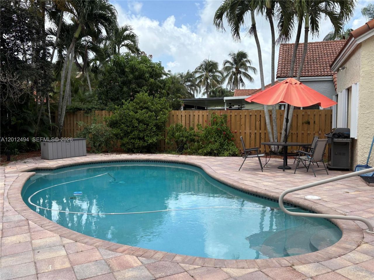 2638 Oak Park Cir, Davie, FL 33328 Photo