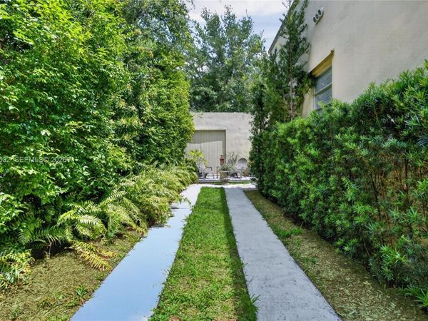 STUDIO SAN MIGUEL , Unit Rear, Coral Gables, FL 33134