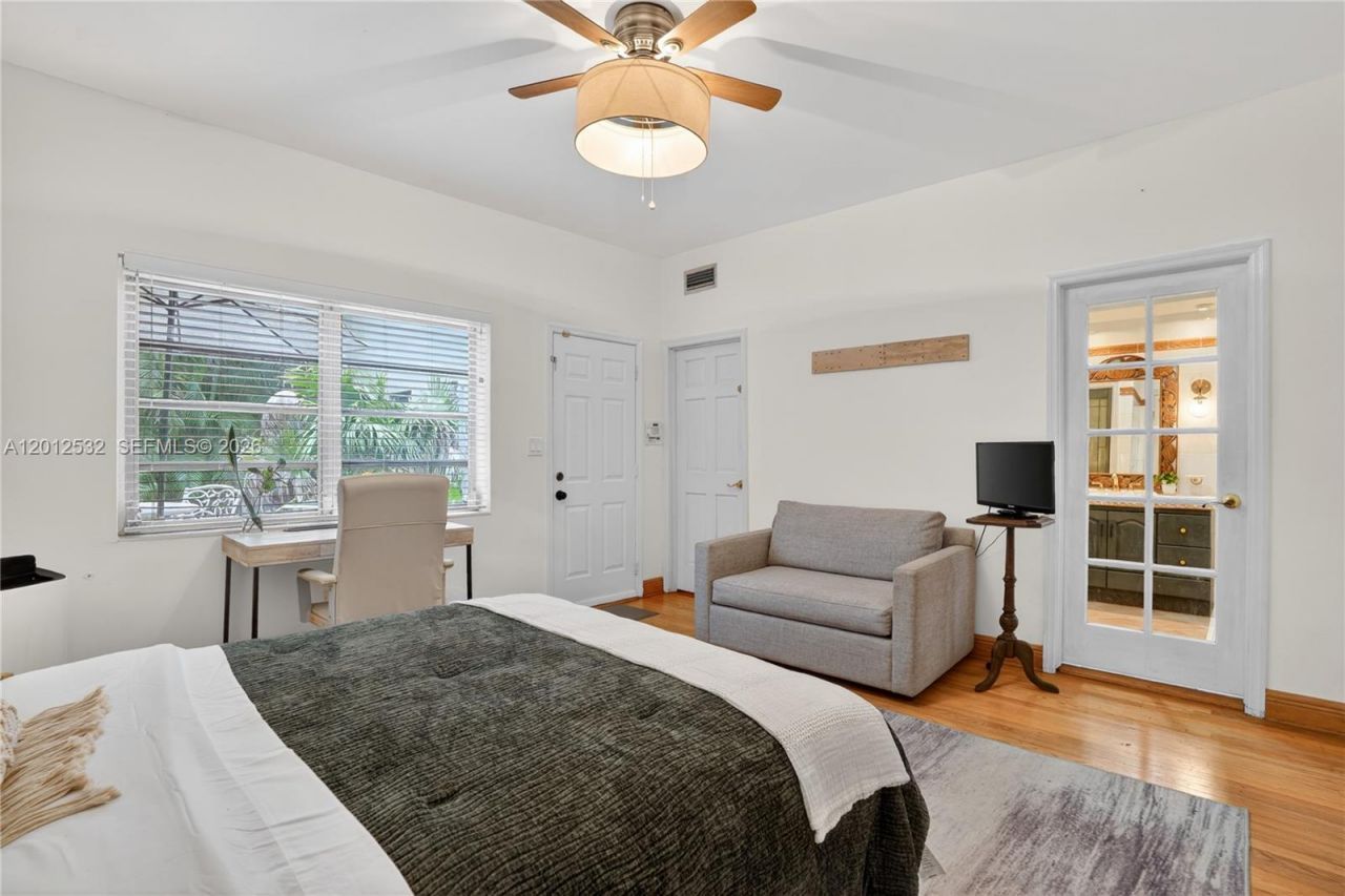 Studio San Miguel , Unit Rear, Coral Gables, FL 33134 Photo