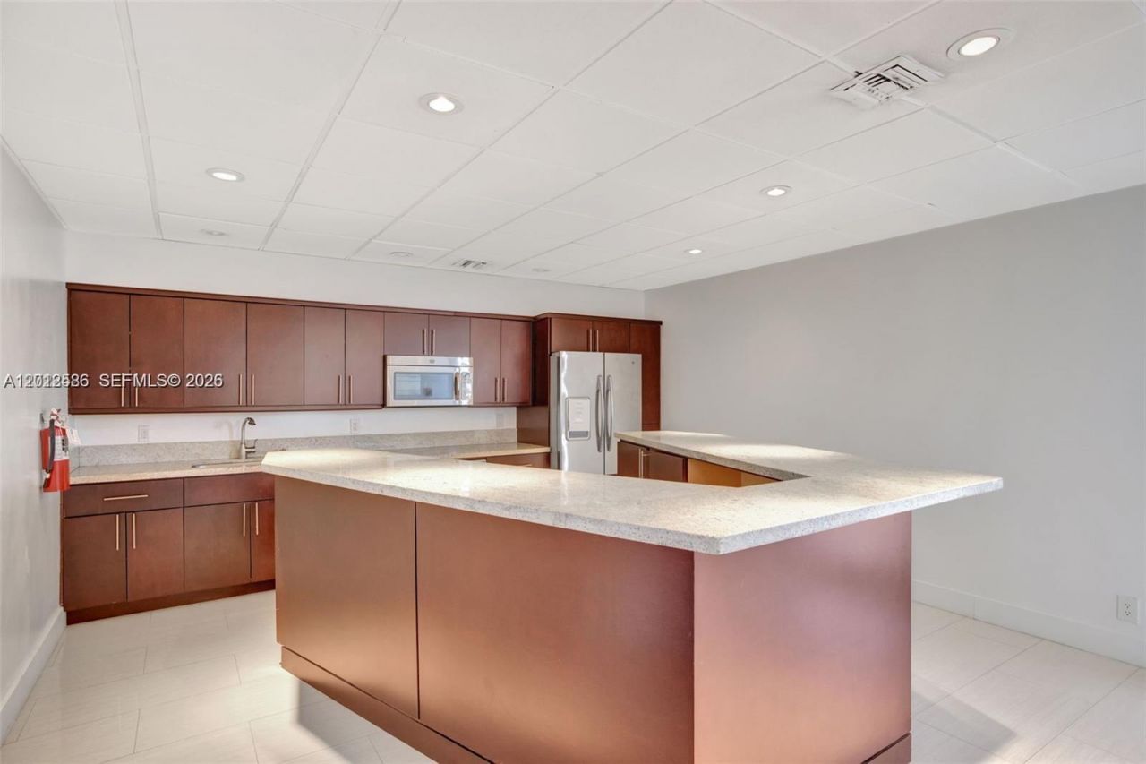 3015 N Ocean Blvd , Unit 3J, Fort Lauderdale, FL 33308 Photo