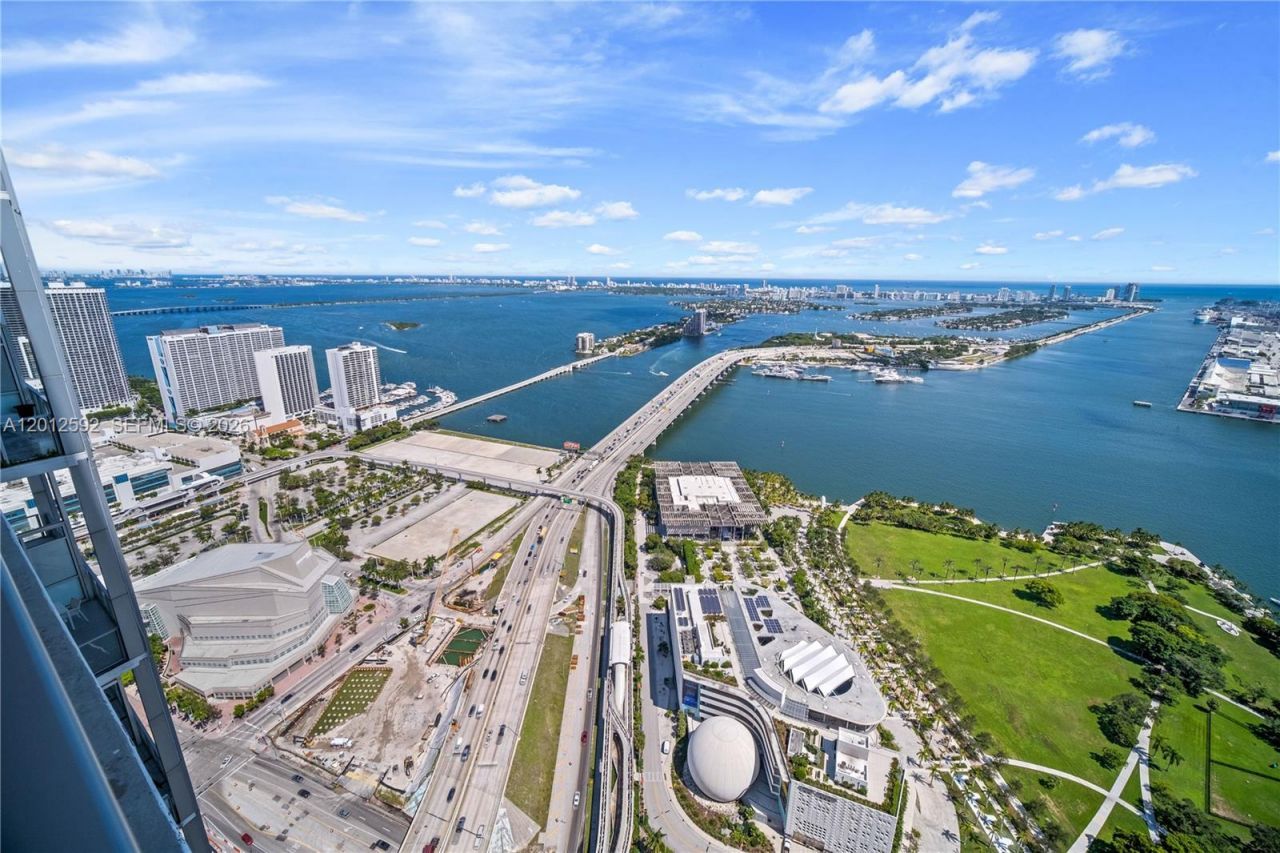 1100 Biscayne Blvd, Unit 5802, Miami, FL 33132 Photo