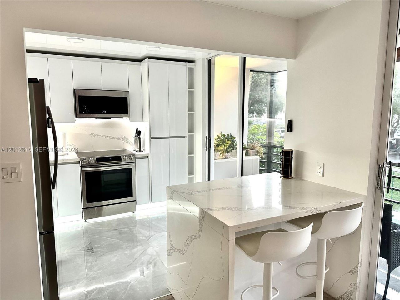 671 NE 195th St , Unit 205E, Miami, FL 33179 Photo