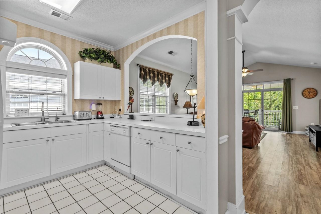 5751 Oyster Catcher Dr. Photo 13
