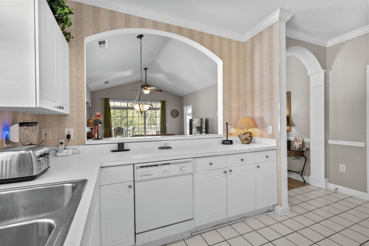 5751 Oyster Catcher Dr. Photo 15