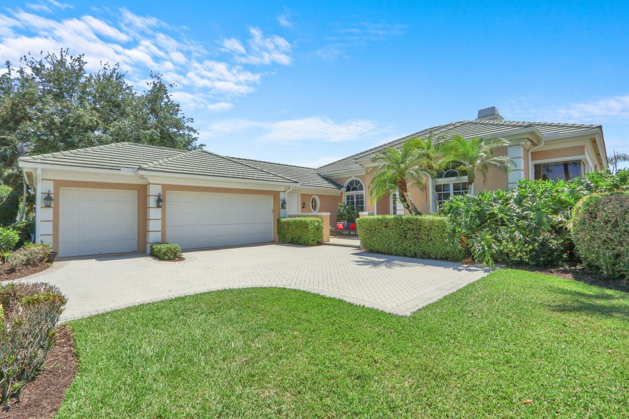 3506 SE Charing Cross Lane, Port Saint Lucie, FL 34952 Photo