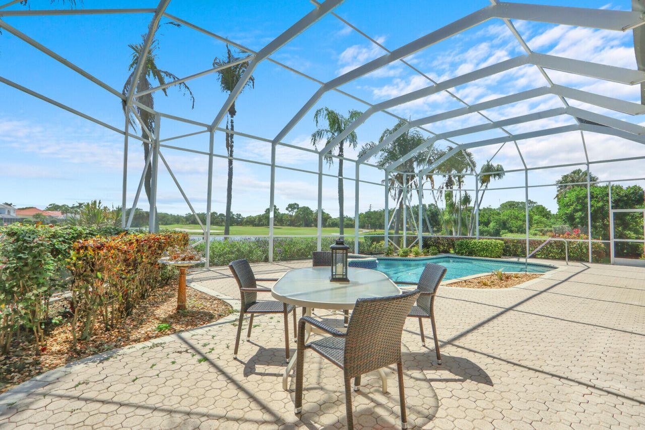 3506 SE Charing Cross Lane, Port Saint Lucie, FL 34952 Photo