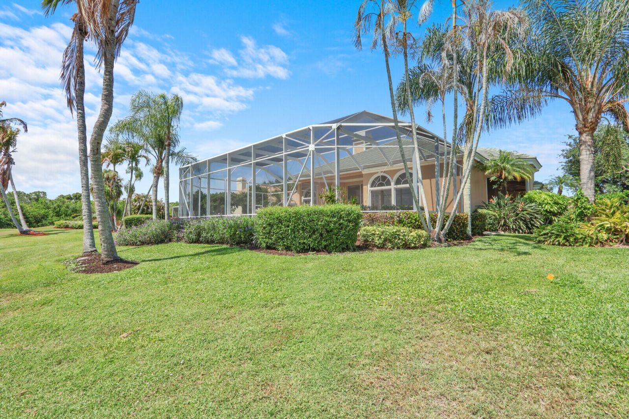 3506 SE Charing Cross Lane, Port Saint Lucie, FL 34952 Photo