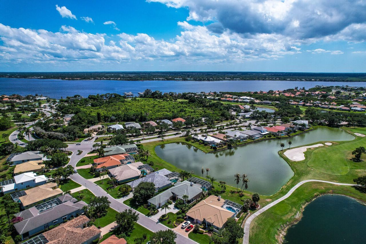 3506 SE Charing Cross Lane, Port Saint Lucie, FL 34952 Photo