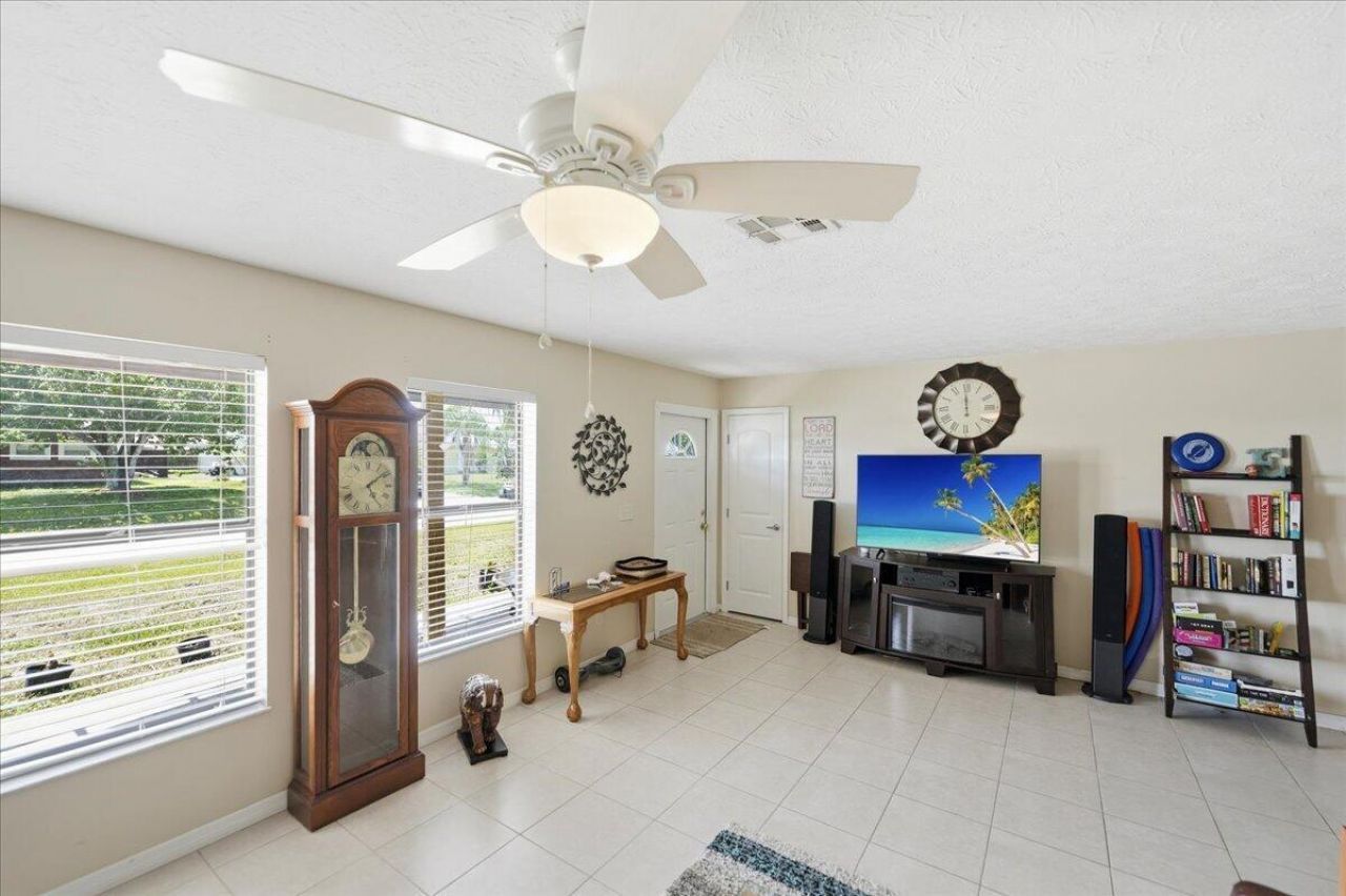 667 SE Faith Terrace, Port Saint Lucie, FL 34983 Photo
