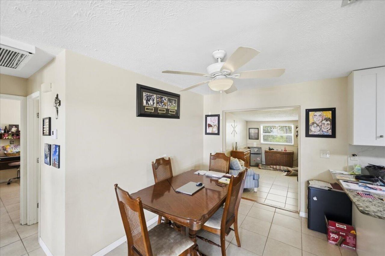 667 SE Faith Terrace, Port Saint Lucie, FL 34983 Photo
