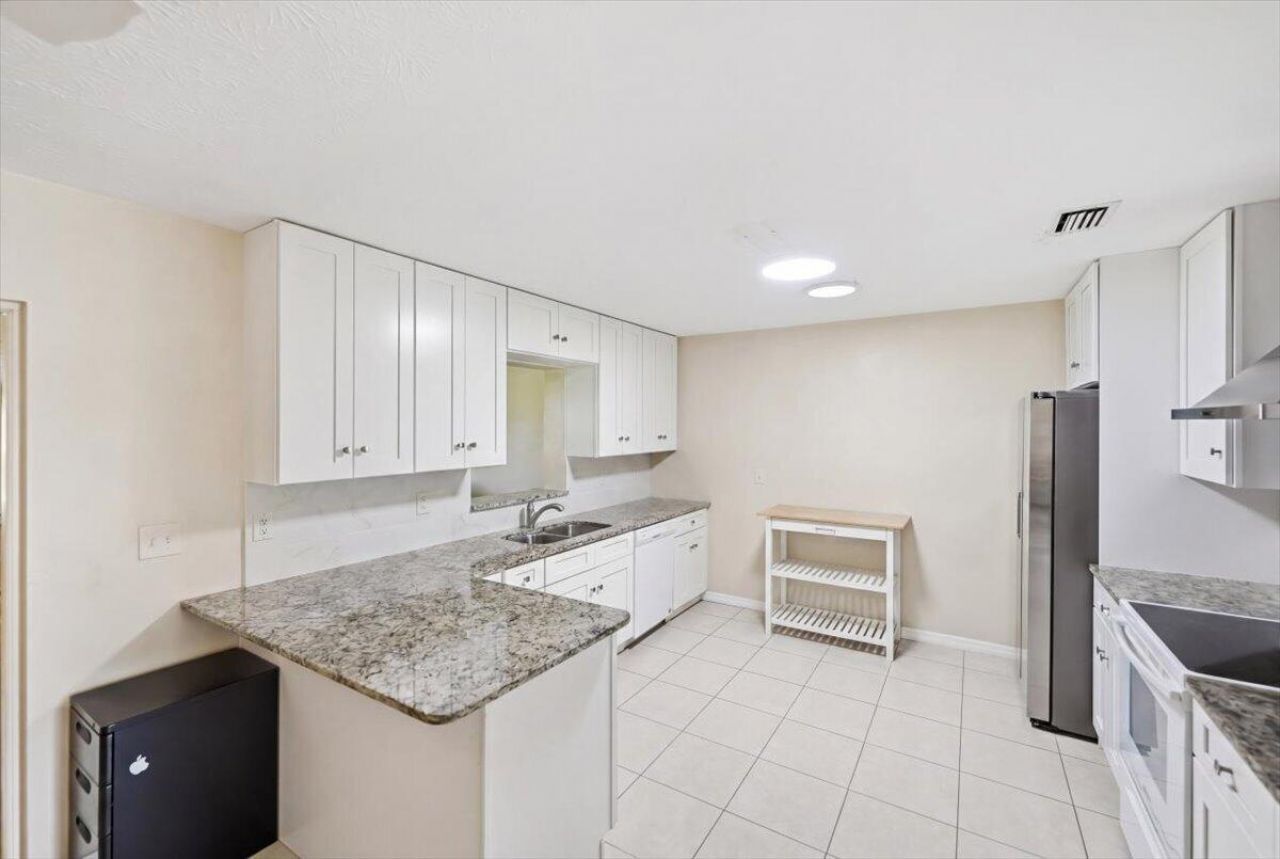 667 SE Faith Terrace, Port Saint Lucie, FL 34983 Photo