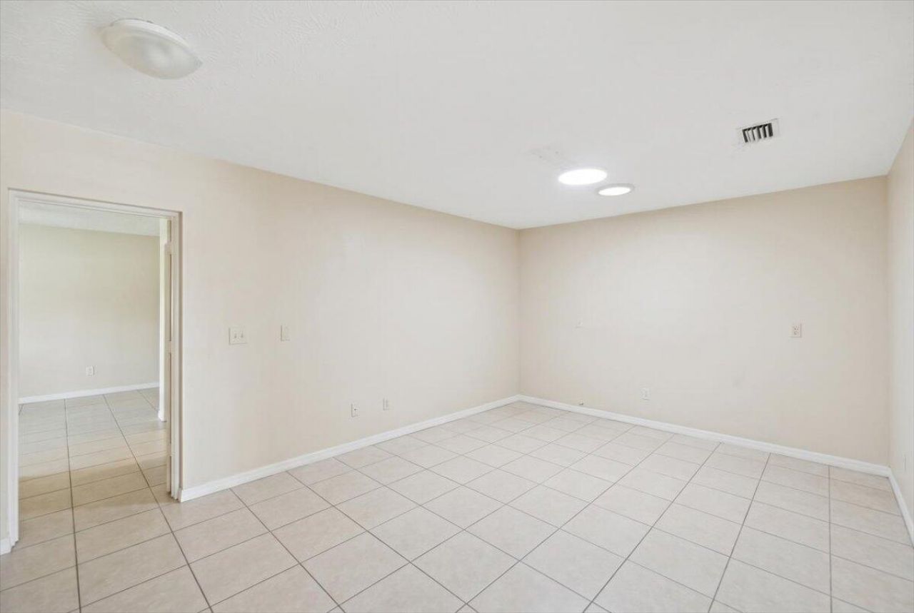 667 SE Faith Terrace, Port Saint Lucie, FL 34983 Photo