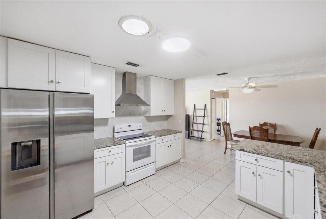 667 SE Faith Terrace, Port Saint Lucie, FL 34983 Photo