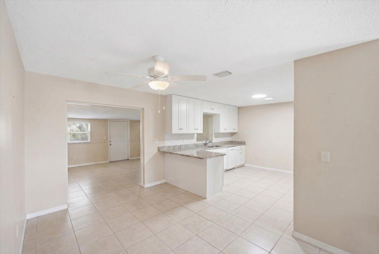 667 SE Faith Terrace, Port Saint Lucie, FL 34983 Photo
